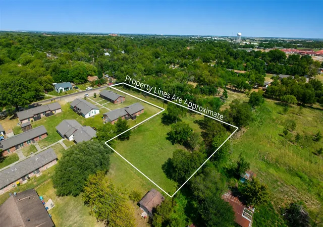 Photo 2 of Land for sale at 214 Donohoo St, Marlin, TX 76661 | MLS# 21350539 | Listing updated on 2026-08-06