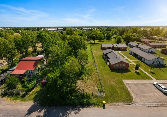 Photo 3 of Land for sale at 214 Donohoo St, Marlin, TX 76661 | MLS# 21350539 | Listing updated on 2026-08-06