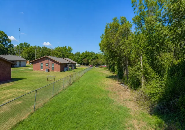 Photo 4 of Land for sale at 214 Donohoo St, Marlin, TX 76661 | MLS# 21350539 | Listing updated on 2026-08-06