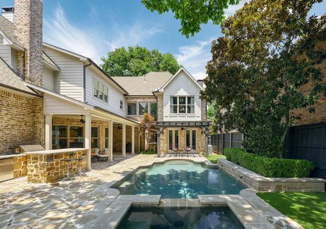 Photo 4 of Single family home for sale at 7820 Bryn Mawr Dr, Dallas, TX 75225 | MLS# 21349404 | Listing updated on 2026-08-30