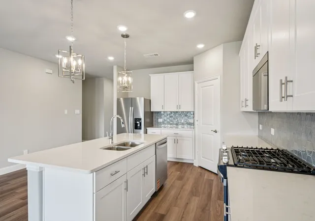 Photo 4 of Sale Pending at 6202 Chickney Dr, Mc Kinney, TX 75071 | MLS# 21350898 | Listing updated on 2026-08-24