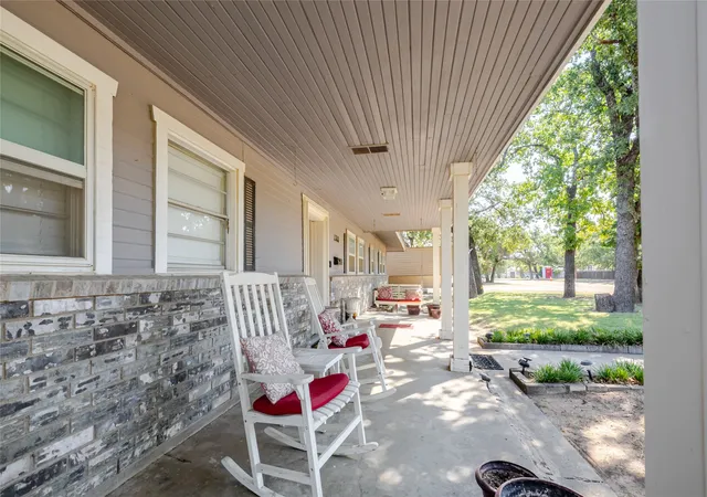 3rd image of 1308 W 14Th St, Cisco, TX 76437 | MLS# 21350528