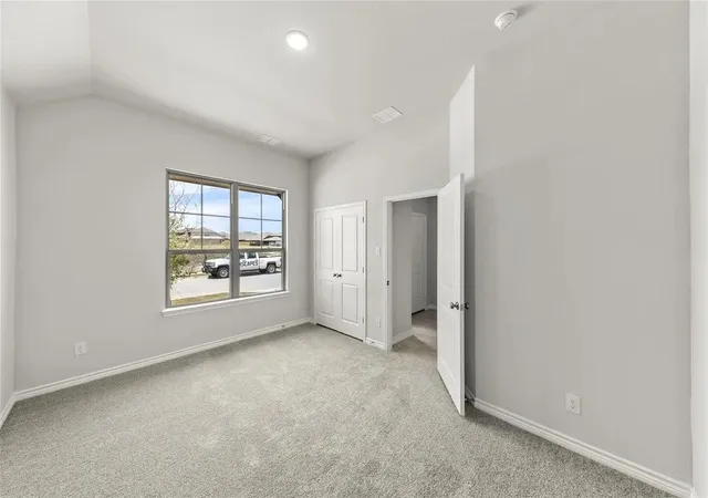 Photo 3 of Sale Pending at 2845 Rose Heath Ln, Fort Worth, TX 76108 | MLS# 21351132 | Listing updated on 2026-09-25