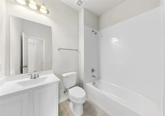 Photo 3 of Sale Pending at 2845 Rose Heath Ln, Fort Worth, TX 76108 | MLS# 21351132 | Listing updated on 2026-09-25