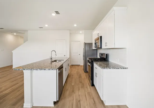 Photo 3 of Single family home for sale at 1576 Coldwater Wy, Crandall, TX 75114 | MLS# 21350904 | Listing updated on 2026-10-06