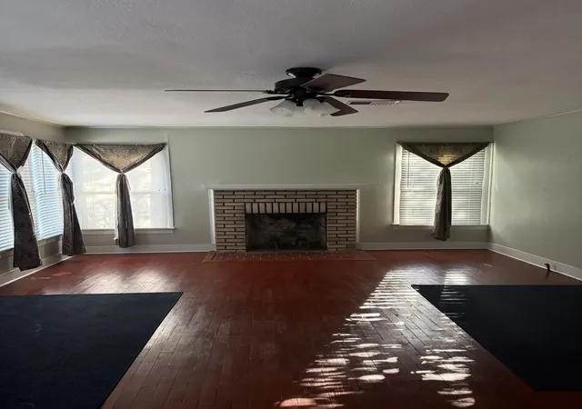 3rd image of 1108 S Travis St, Sherman, TX 75090 | MLS# 21351518