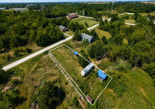 Photo 3 of Single family home for sale at Tbd Phillips St, Marlin, TX 76661 | MLS# 21351556 | Listing updated on 2026-08-06