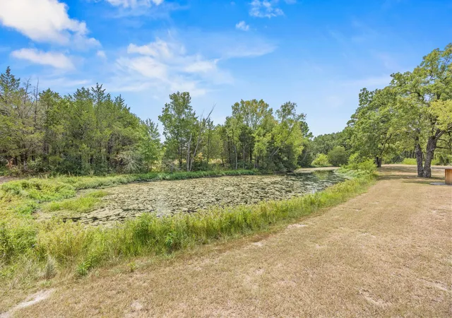 Photo 4 of Manufactured home for sale at 1250 Brooks Ln, Kaufman, TX 75142 | MLS# 21351097 | Listing updated on 2026-09-16