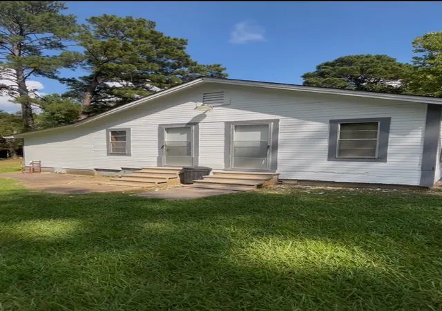 1st image of 203 Chyrsler St, Minden, LA 71055 | MLS# 21345636