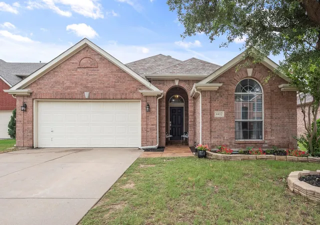 Photo 1 of Sale Pending at 4412 Jessica St, Fort Worth, TX 76244 | MLS# 21350187 | Listing updated on 2026-08-31