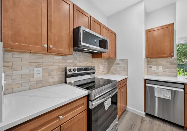 4th image of 330 E Las Colinas Blvd E, Irving, TX 75039