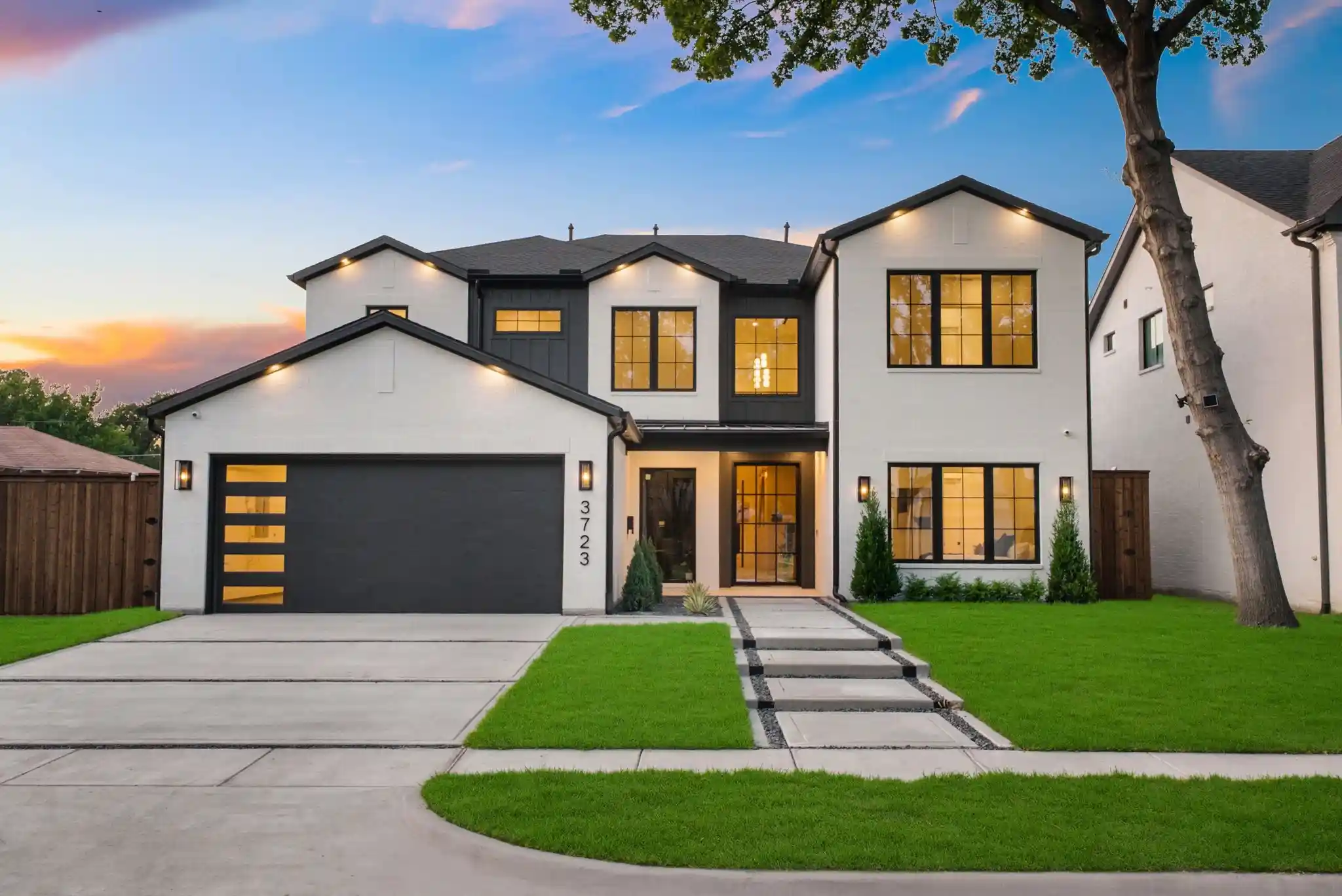 Photo 1 of Sale Pending at 3723 Manana Dr, Dallas, TX 75220 | MLS# 21330348 | Listing updated on 2026-10-14