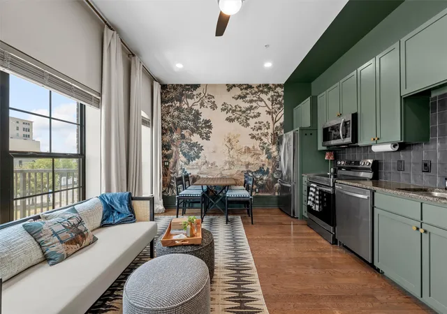 3rd image of 330 Austin Ave #328, Waco, TX 76701 | MLS# 21351332