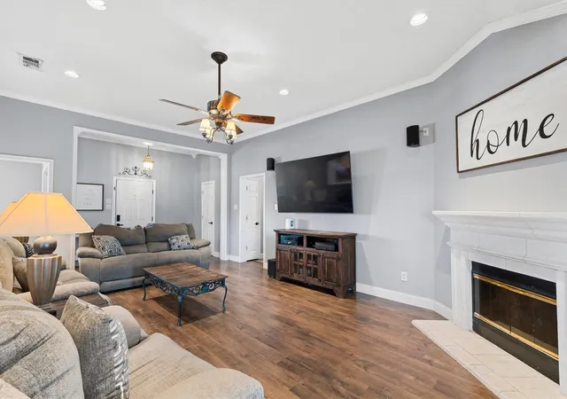 Photo 3 of Single family home for sale at 112 Carrington Dr, Fate, TX 75032 | MLS# 21351668 | Listing updated on 2026-10-07