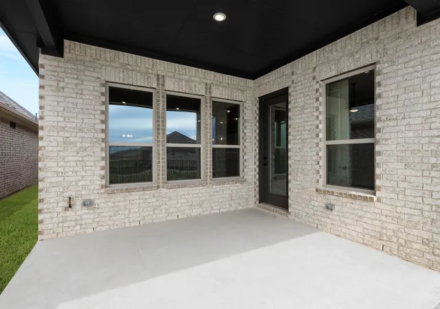 32nd image of 217 Ravenna Blvd, Justin, TX 76247 | MLS# 21351717