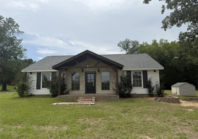 Photo 1 of Single family home for sale at 2506 Vz County Road 2313, Eustace, TX 75124 | MLS# 21351740 | Listing updated on 2026-08-05