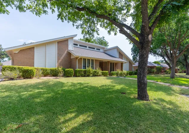 1st image of 1809 Lytle Shores Dr, Abilene, TX 79602 | MLS# 21351733