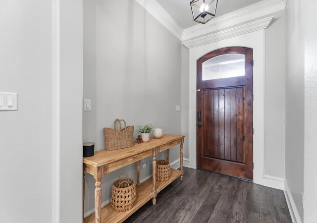 3rd image of 2513 Barton Creek Cir, Tyler, TX 75703 | MLS# 21349399