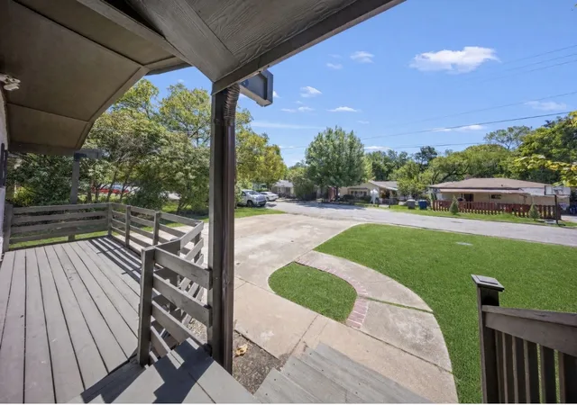 2nd image of 3535 Virginia Blvd, Dallas, TX 75211 | MLS# 21343007