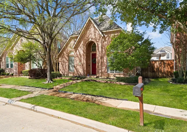 1st image of 8609 Old Oak Dr, Irving, TX 75063 | MLS# 21351774