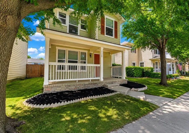 Photo 3 of Single family home for sale at 7120 Planters Row Dr, Mc Kinney, TX 75070 | MLS# 21350831 | Listing updated on 2026-08-05