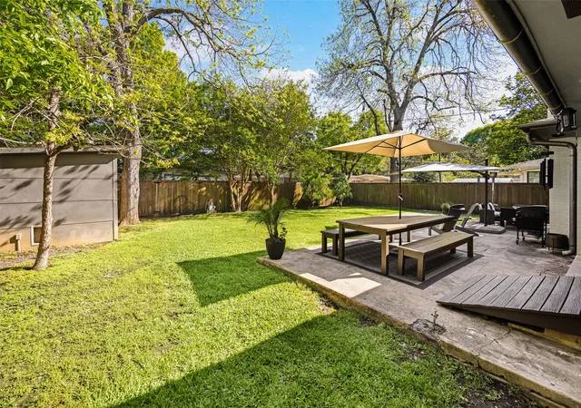 18th image of 7418 Fenton Dr, Dallas, TX 75231 | MLS# 21349391
