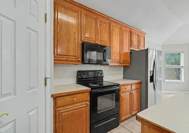 Photo 4 of Single family home for sale at 4968 Happy Trl, Fort Worth, TX 76244 | MLS# 21346563 | Listing updated on 2026-10-06