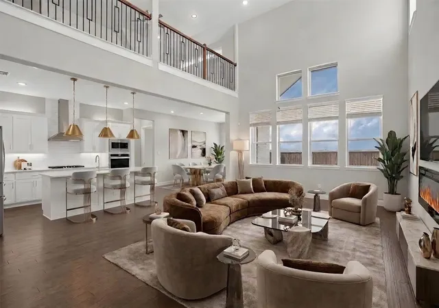 Photo 3 of Single family home for sale at 2528 Horsetail Rd, Frisco, TX 75033 | MLS# 21346228 | Listing updated on 2026-10-07