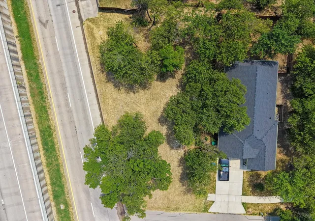 Photo 3 of Land for sale at 804 E Powell Ave, Fort Worth, TX 76104 | MLS# 21349468 | Listing updated on 2026-08-06