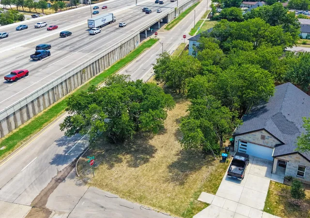 Photo 3 of Land for sale at 804 E Powell Ave, Fort Worth, TX 76104 | MLS# 21349468 | Listing updated on 2026-08-06
