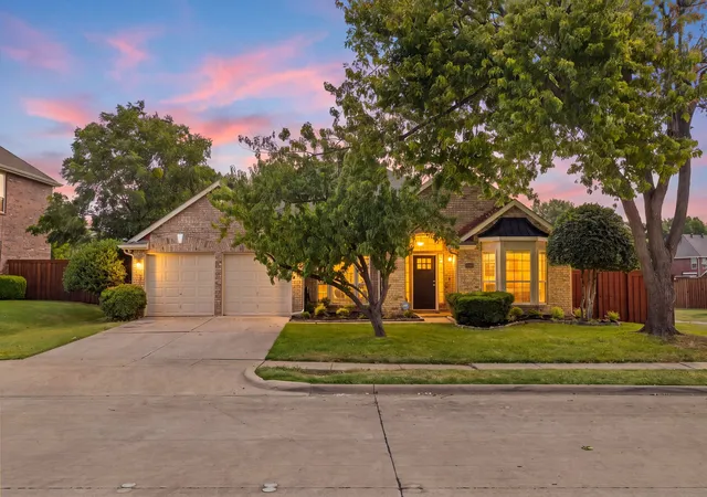 Photo 1 of Single family home for sale at 6000 Plantation Ln, Frisco, TX 75035 | MLS# 21348486 | Listing updated on 2026-09-25