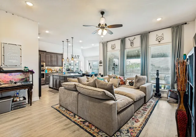 5th image of 3204 Park Ridge Dr, Mesquite, TX 75181 | MLS# 21351989
