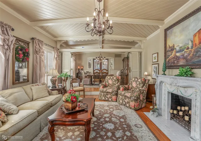 Photo 4 of Single family home for sale at 946 Sheridan Ave, Shreveport, LA 71104 | MLS# 21352022 | Listing updated on 2026-08-06