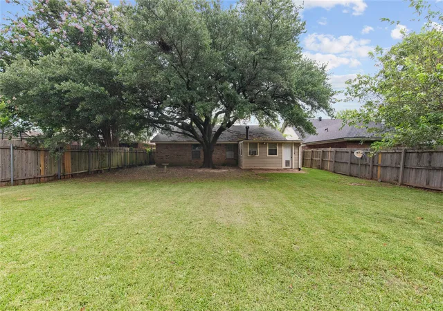 30th image of 2526 Downs Cir, Bossier City, LA 71111 | MLS# 21352048