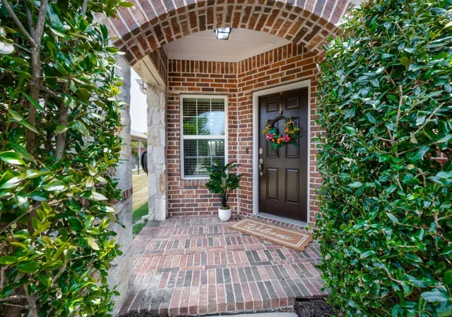 Photo 1 of Single family home for sale at 7928 Cool River Dr, Frisco, TX 75036 | MLS# 21346857 | Listing updated on 2026-09-26