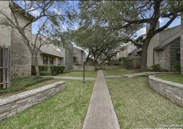 4th image of 14122 Churchill Estates Blvd, San Antonio, TX 78248 | MLS# 21352095