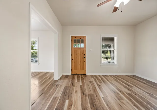 Photo 3 of Single family home for sale at 607 N Church St, Pilot Point, TX 76258 | MLS# 21351163 | Listing updated on 2026-09-25