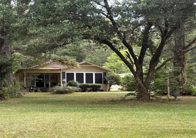 Photo 1 of Sale Pending at 5063 Oak Hollow St, Keithville, LA 71047 | MLS# 21351032 | Listing updated on 2026-08-17