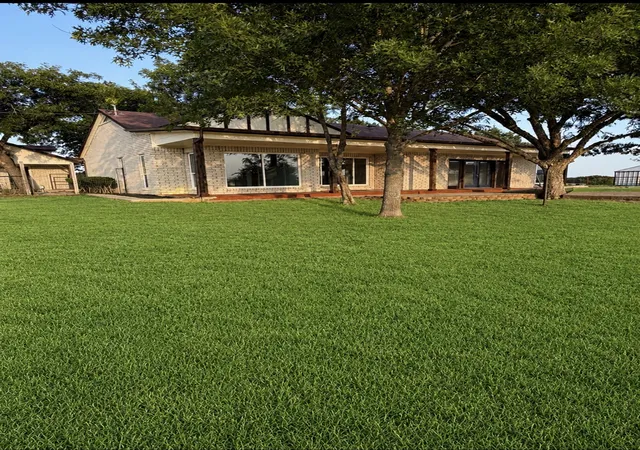 Photo 3 of Single family home for sale at 648 County Road 1591, Sunset, TX 76270 | MLS# 21351757 | Listing updated on 2026-09-25