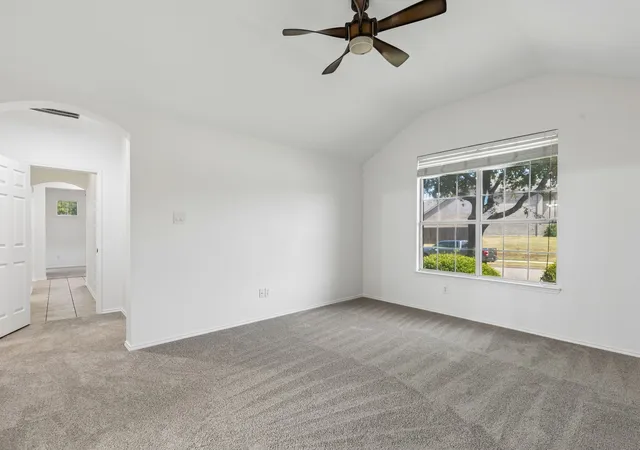 Photo 3 of Sale Pending at 500 Golden Bell Dr, Glenn Heights, TX 75154 | MLS# 21352120 | Listing updated on 2026-08-20
