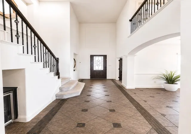 Photo 3 of Single family home for sale at 1131 Charleston Ln, Savannah, TX 76227 | MLS# 21352123 | Listing updated on 2026-10-08