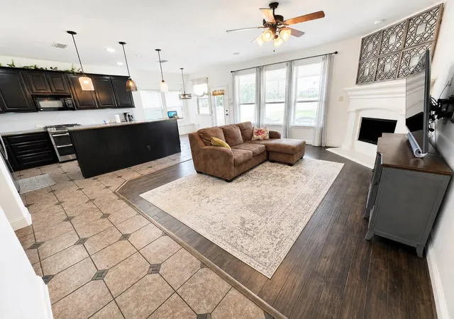 Photo 4 of Single family home for sale at 1131 Charleston Ln, Savannah, TX 76227 | MLS# 21352123 | Listing updated on 2026-10-08