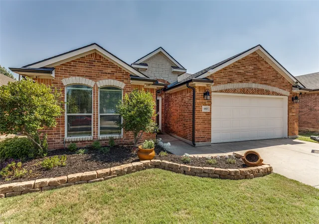 Photo 2 of Sale Pending at 6957 Big Wichita Dr, Fort Worth, TX 76179 | MLS# 21349734 | Listing updated on 2026-08-31