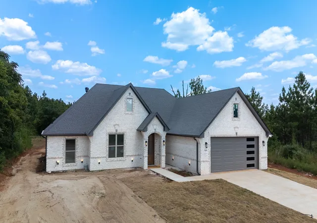 Photo 1 of Sale Pending at 17049 Island Lake Dr, Tyler, TX 75708 | MLS# 21352150 | Listing updated on 2026-09-21