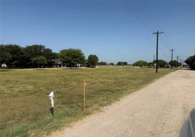 Photo 2 of Land for sale at 1107 Hunter Ln, Crandall, TX 75114 | MLS# 21351010 | Listing updated on 2026-09-16