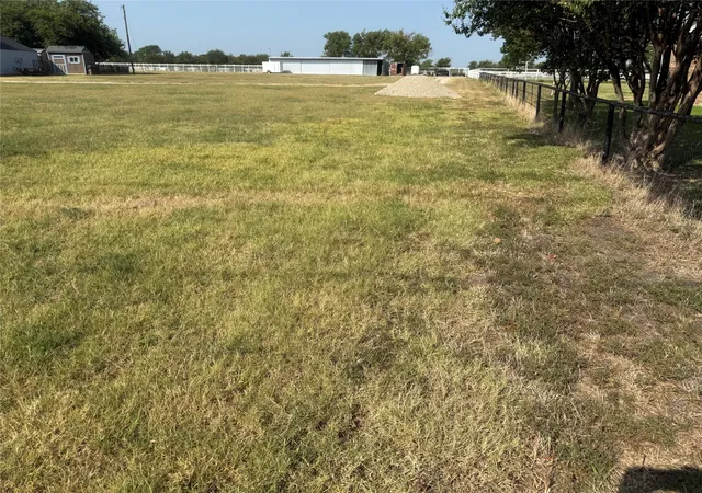 Photo 3 of Land for sale at 1107 Hunter Ln, Crandall, TX 75114 | MLS# 21351010 | Listing updated on 2026-09-16