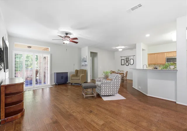 Photo 4 of Single family home for sale at 7994 Palmer Ct, Frisco, TX 75036 | MLS# 21348750 | Listing updated on 2026-08-17