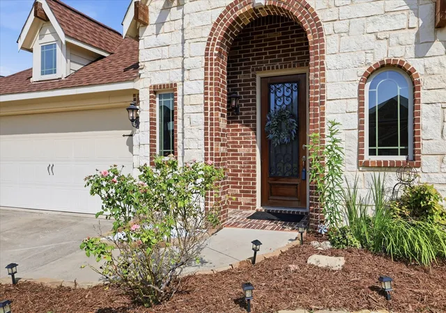 Photo 3 of Single family home for sale at 5800 New Ballinger Dr, Argyle, TX 76226 | MLS# 21325363 | Listing updated on 2026-09-27