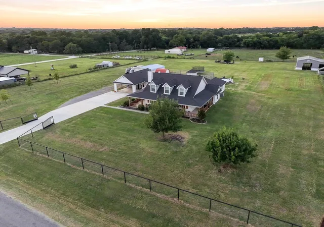 Photo 1 of Single family home for sale at 2455 County Road 700, Farmersville, TX 75442 | MLS# 21348650 | Listing updated on 2026-08-23