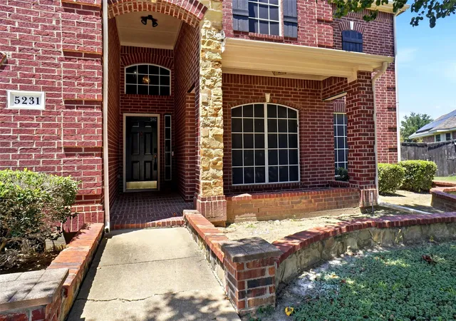 Photo 3 of Single family home for sale at 5231 Woodfield Dr, Grand Prairie, TX 75052 | MLS# 21336063 | Listing updated on 2026-08-27